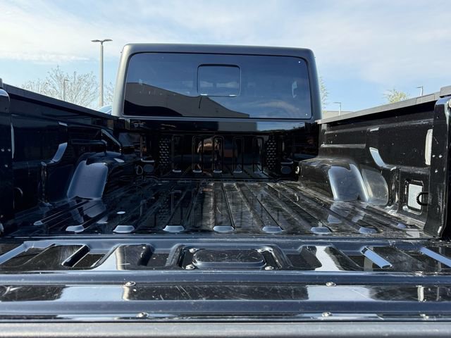 Used 2024 Jeep Gladiator Mojave w/ Safety Group image 8