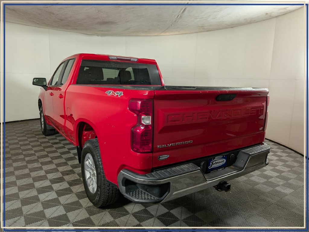 Used 2021 Chevrolet Silverado 1500 LT AWD/4WD image 4