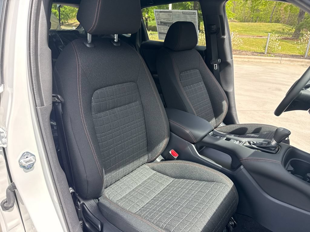 Certified 2026 Honda HR-V Sport image 32