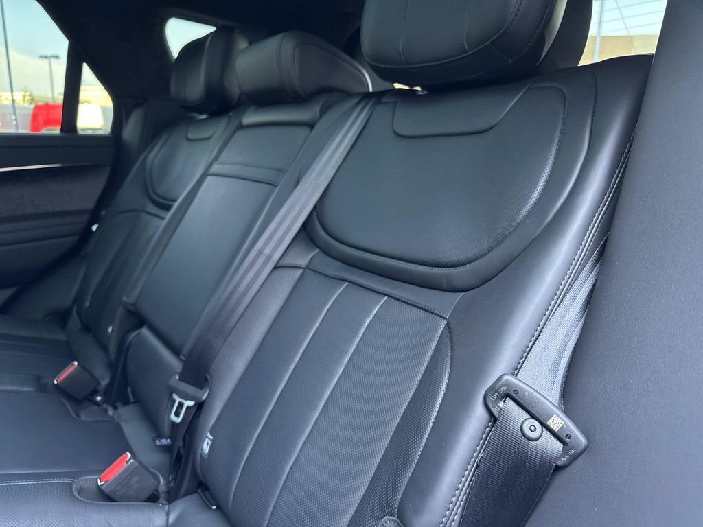 Used 2025 Land Rover Range Rover Sport Autobiography AWD/4WD image 15