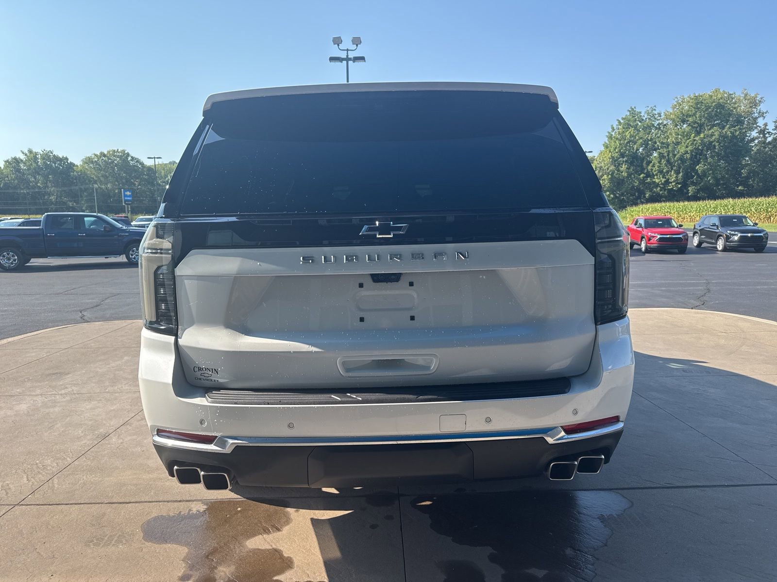 New 2025 Chevrolet Suburban High Country image 5
