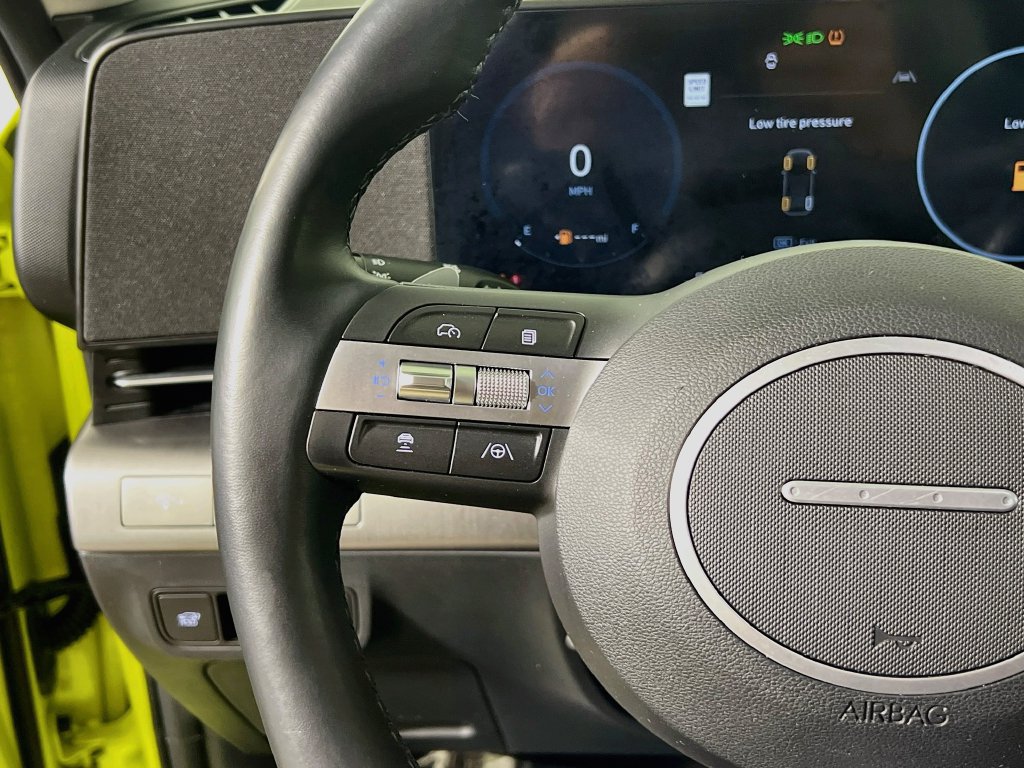 Used 2024 Hyundai Kona Limited FWD image 16