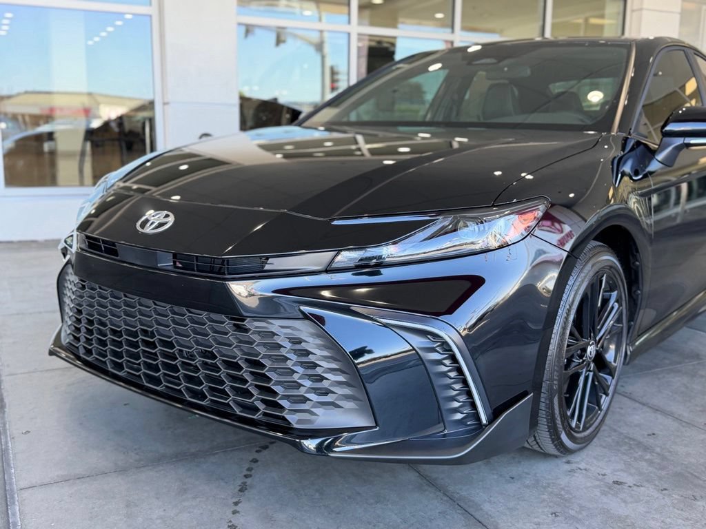 Certified 2026 Toyota Camry SE FWD image 3