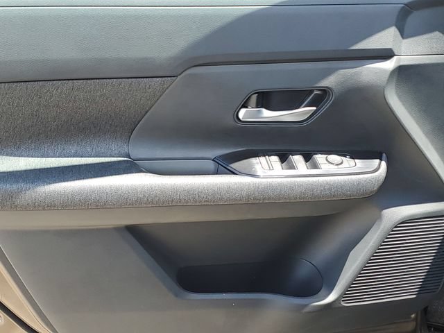 New 2026 Nissan Kicks SV w/ Cold Weather Package AWD/4WD image 19