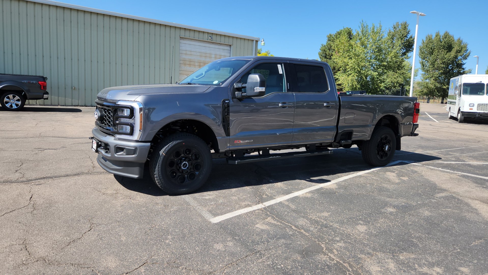 New 2027 Ford F350 XLT w/ XLT Premium Package AWD/4WD image 3