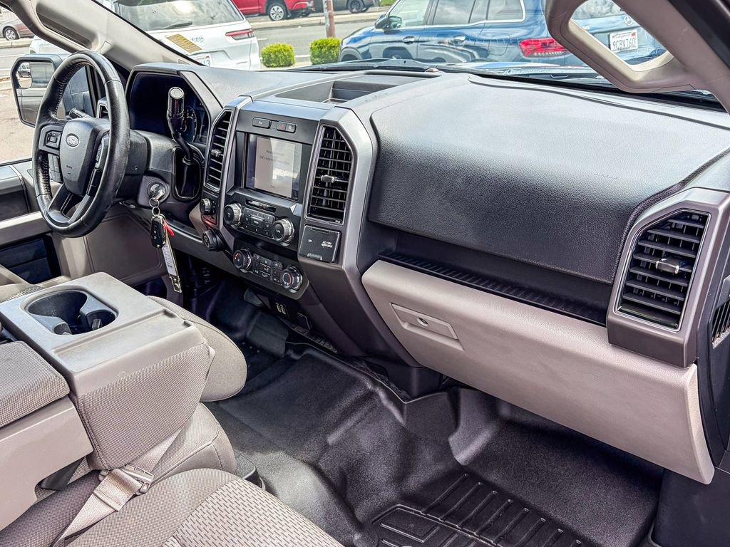 Used 2020 Ford F150 XLT w/ Equipment Group 302A Luxury AWD/4WD image 39