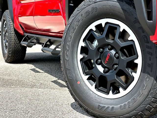 New 2026 Toyota Tacoma TRD Off-Road AWD/4WD image 2