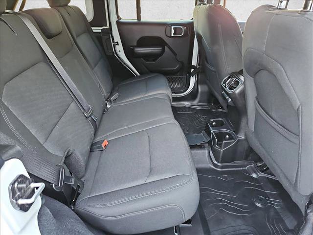 Used 2018 Jeep Wrangler Unlimited Sport S AWD/4WD image 19