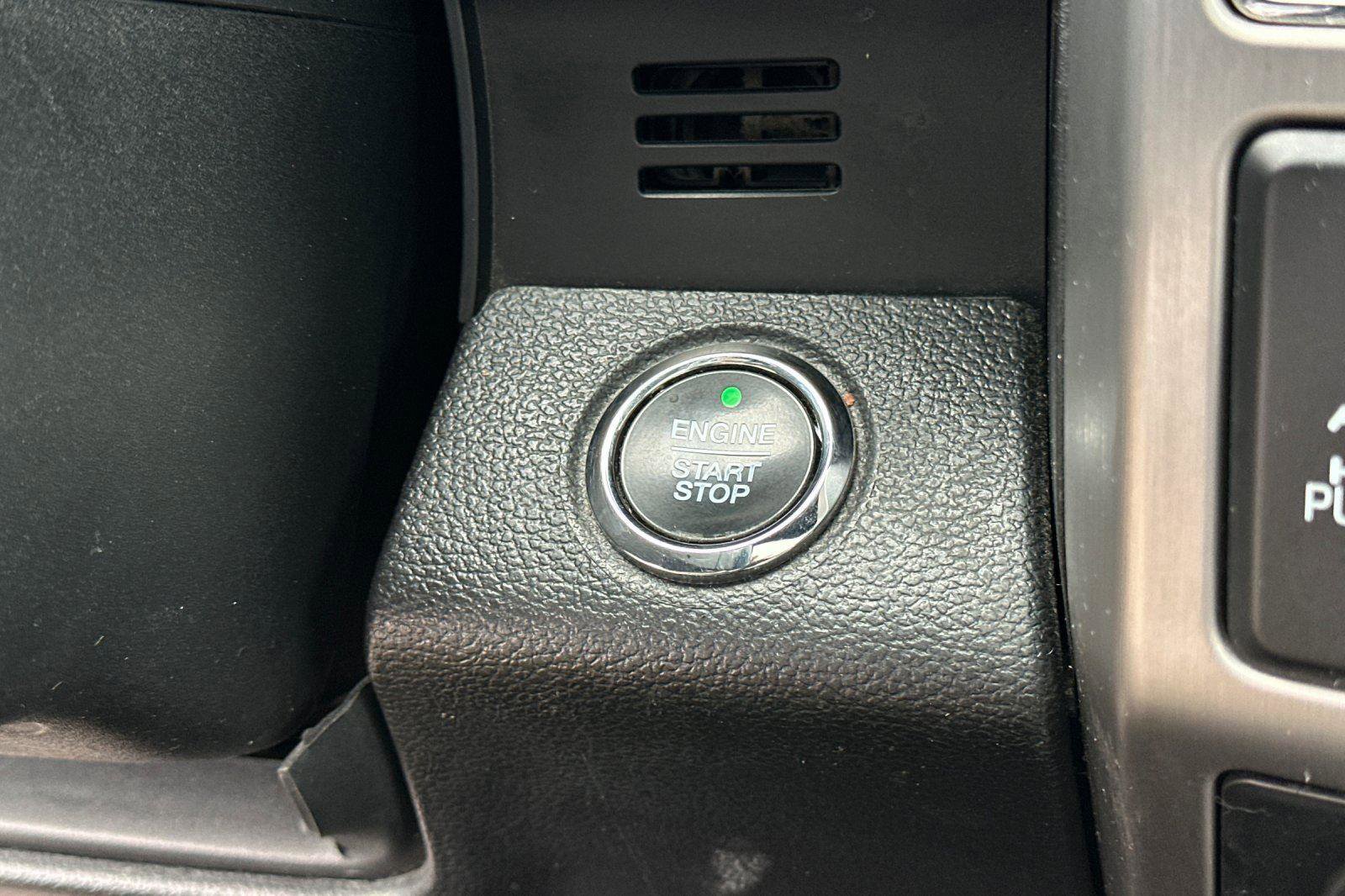 Used 2018 Ford F150 Platinum w/ Equipment Group 701A Luxury image 24