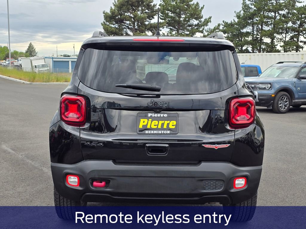 Used 2023 Jeep Renegade Trailhawk w/ Sun/Sound Group AWD/4WD image 5