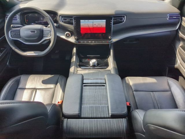 Used 2024 Jeep Wagoneer Series II w/ Flexible Seating Group image 16