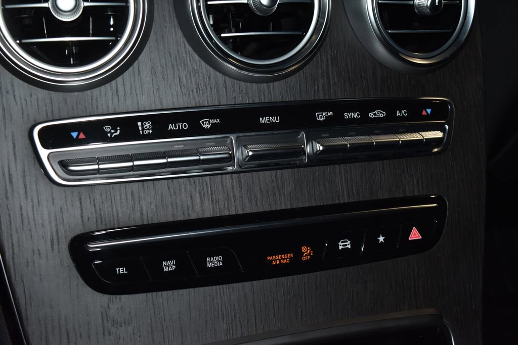 Used 2022 Mercedes-Benz GLC 300 4MATIC image 14