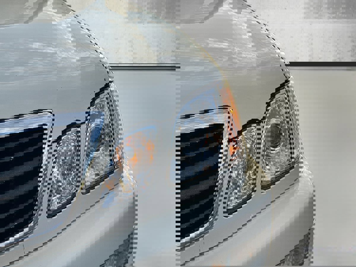 Used 2000 Lexus LX 470 4WD image 36