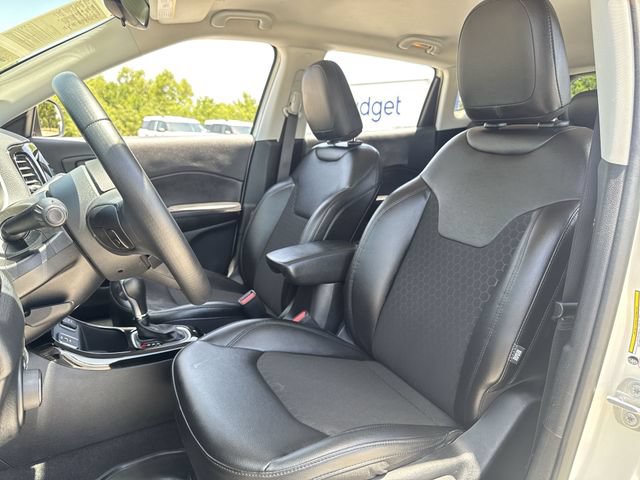Used 2020 Jeep Compass Latitude FWD image 11