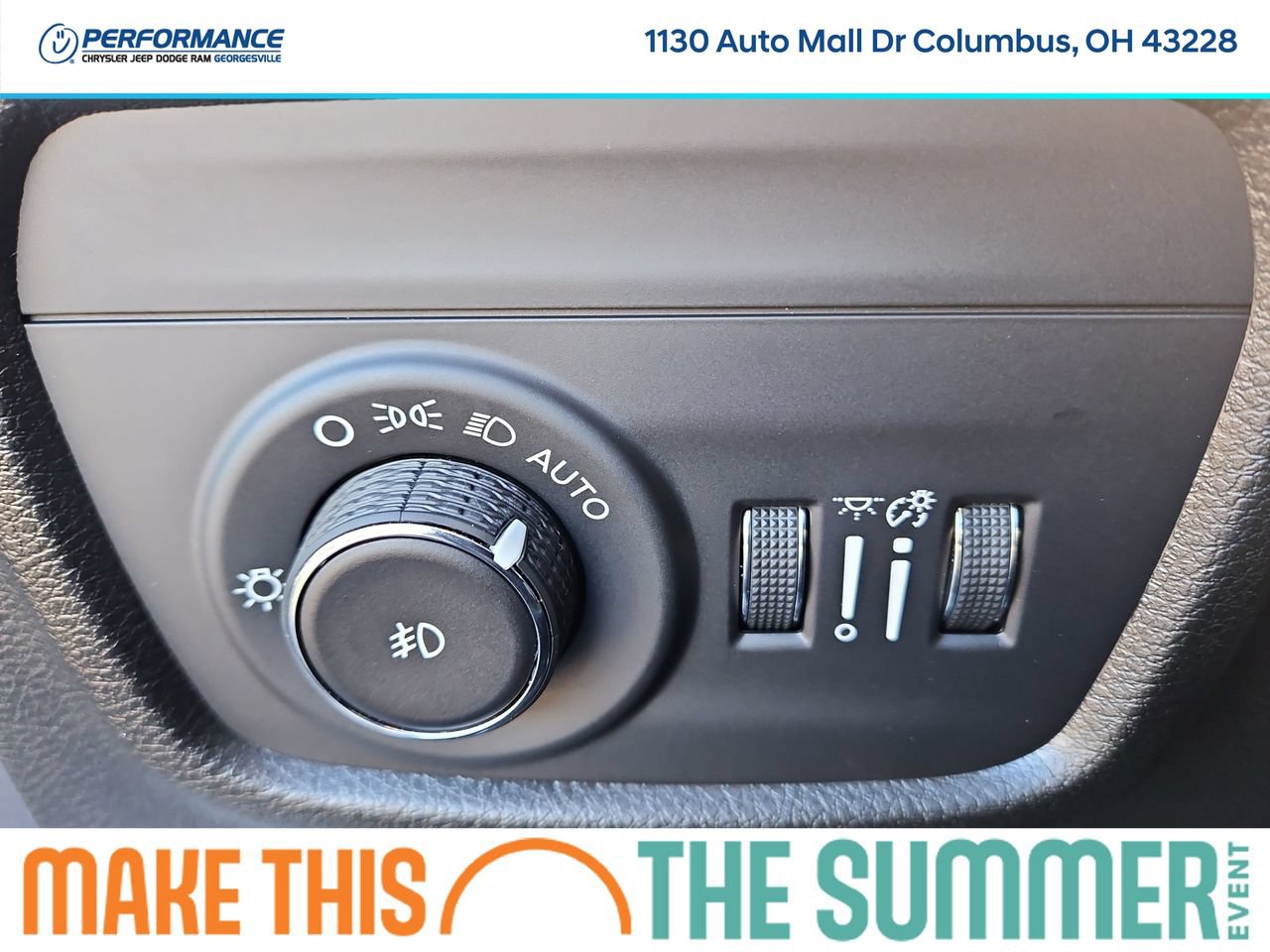 New 2026 Jeep Grand Cherokee Limited w/ Limited Altitude Package AWD/4WD image 30