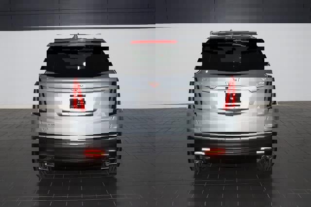 Certified 2024 Cadillac XT5 Luxury image 3