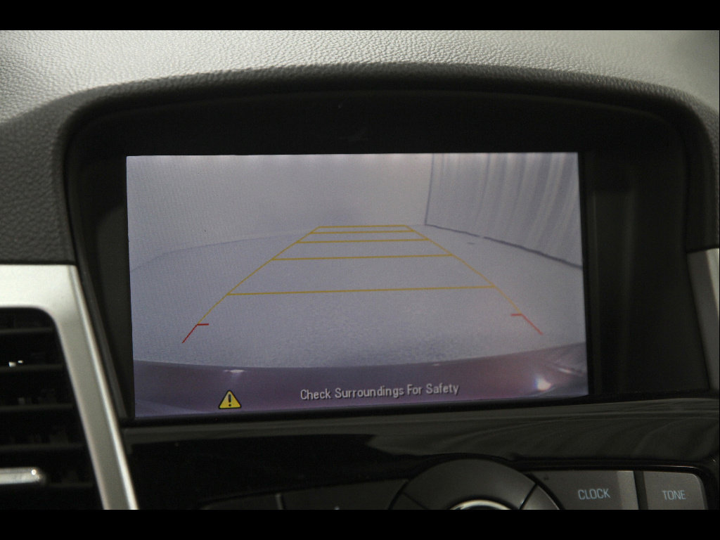 Used 2015 Chevrolet Cruze LT FWD image 12