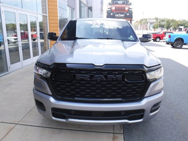 New 2026 RAM 1500 4x4 Crew Cab image 4