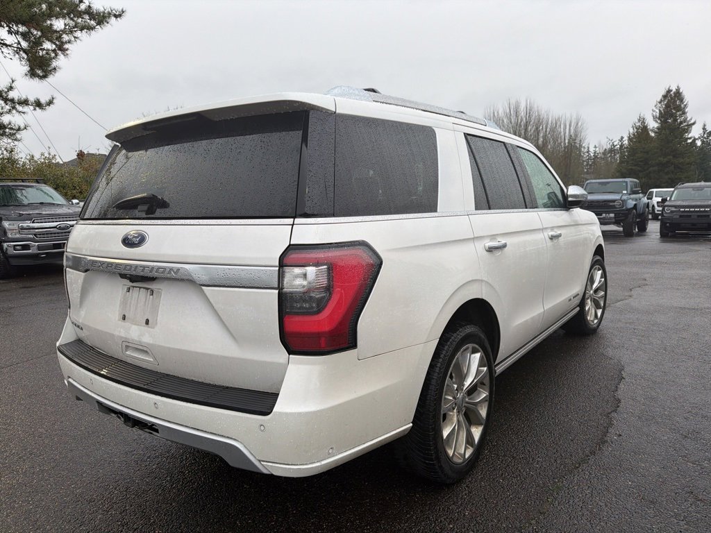 Used 2019 Ford Expedition Platinum image 5