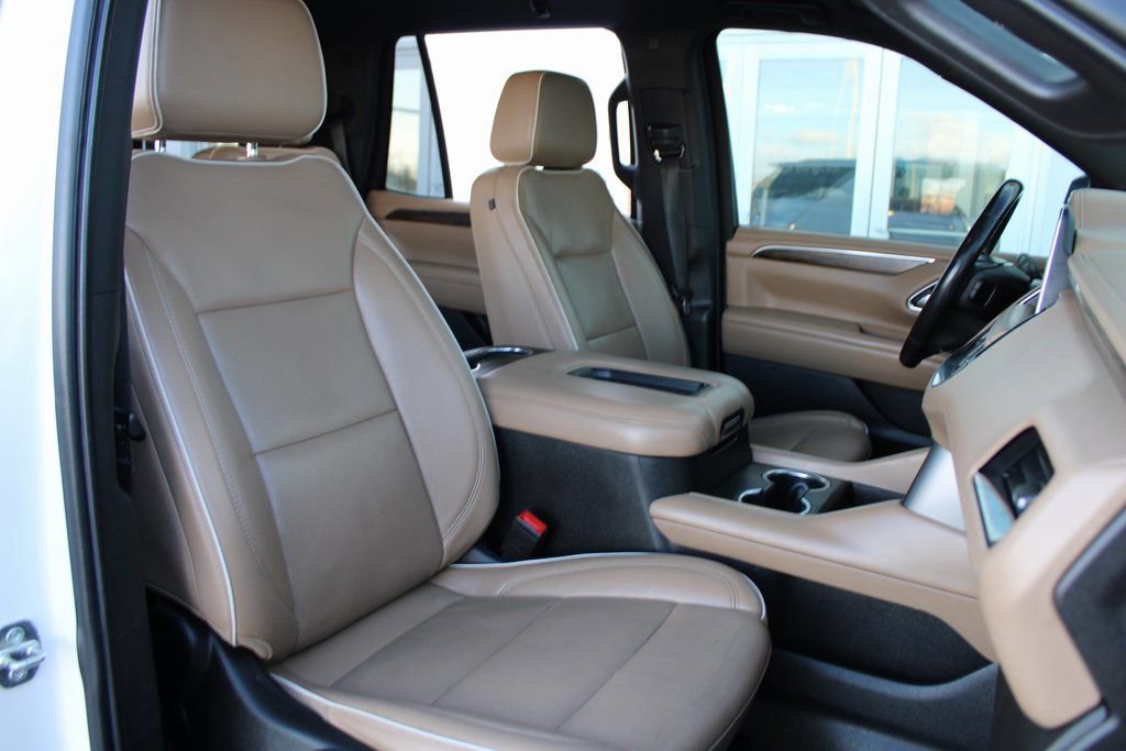 Used 2021 Chevrolet Tahoe Premier AWD/4WD image 30