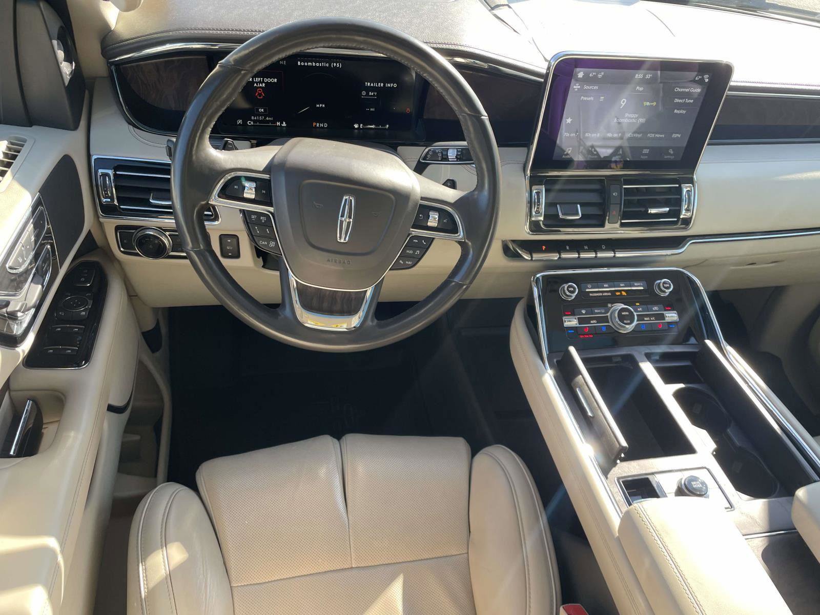 Used 2019 Lincoln Navigator L Reserve w/ Cargo Package AWD/4WD image 7