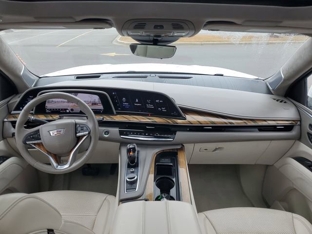 Used 2022 Cadillac Escalade ESV Sport Platinum w/ Heavy-Duty Trailer Package image 25