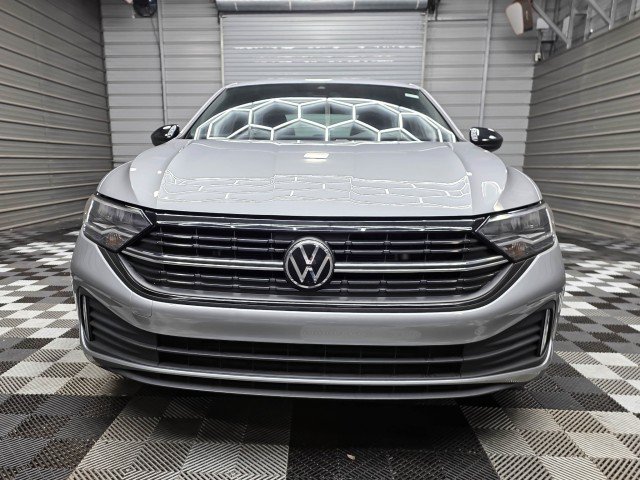 Used 2023 Volkswagen Jetta Sport FWD image 4