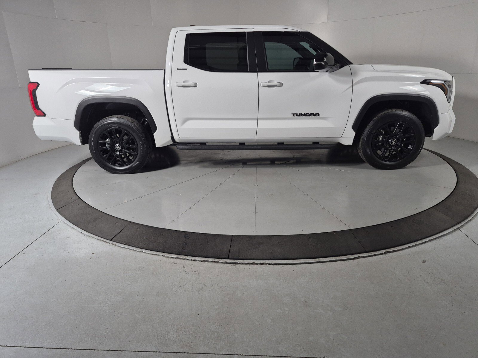 New 2026 Toyota Tundra Limited image 5