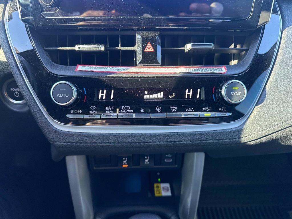 Used 2023 Toyota Corolla Cross XSE image 21