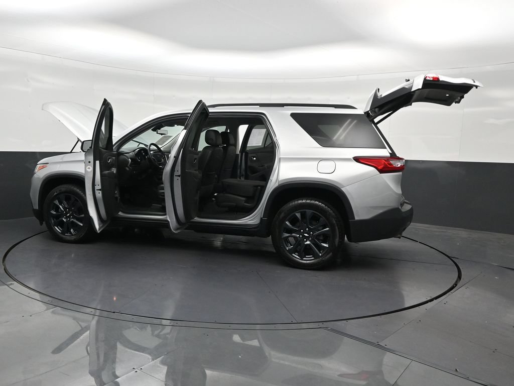 Used 2021 Chevrolet Traverse RS FWD image 35