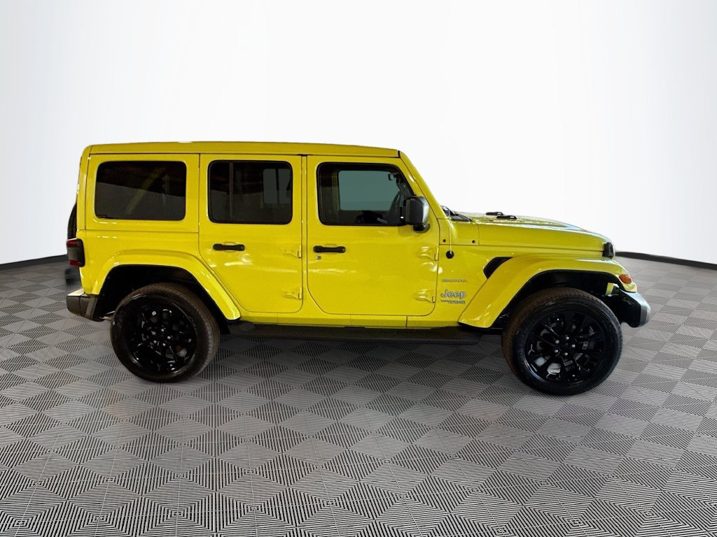 Certified 2022 Jeep Wrangler Unlimited Sahara w/ Cold Weather Group AWD/4WD image 5
