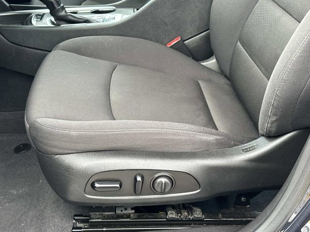Used 2023 Chevrolet Malibu LT FWD image 16