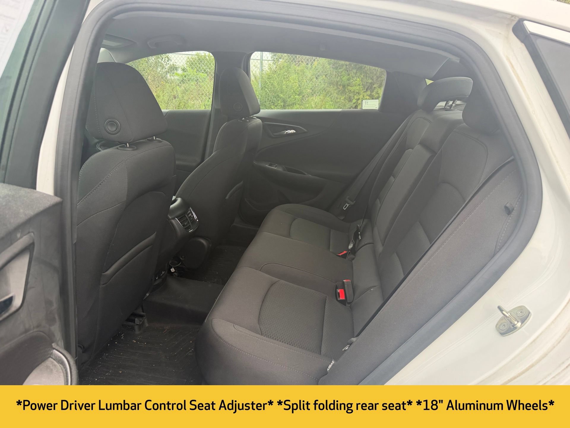 Used 2017 Chevrolet Malibu LT FWD image 12