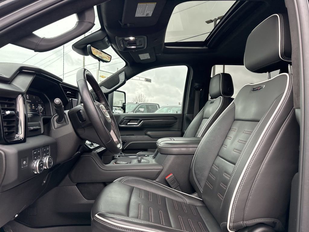 Certified 2025 GMC Sierra 2500 AT4X image 13
