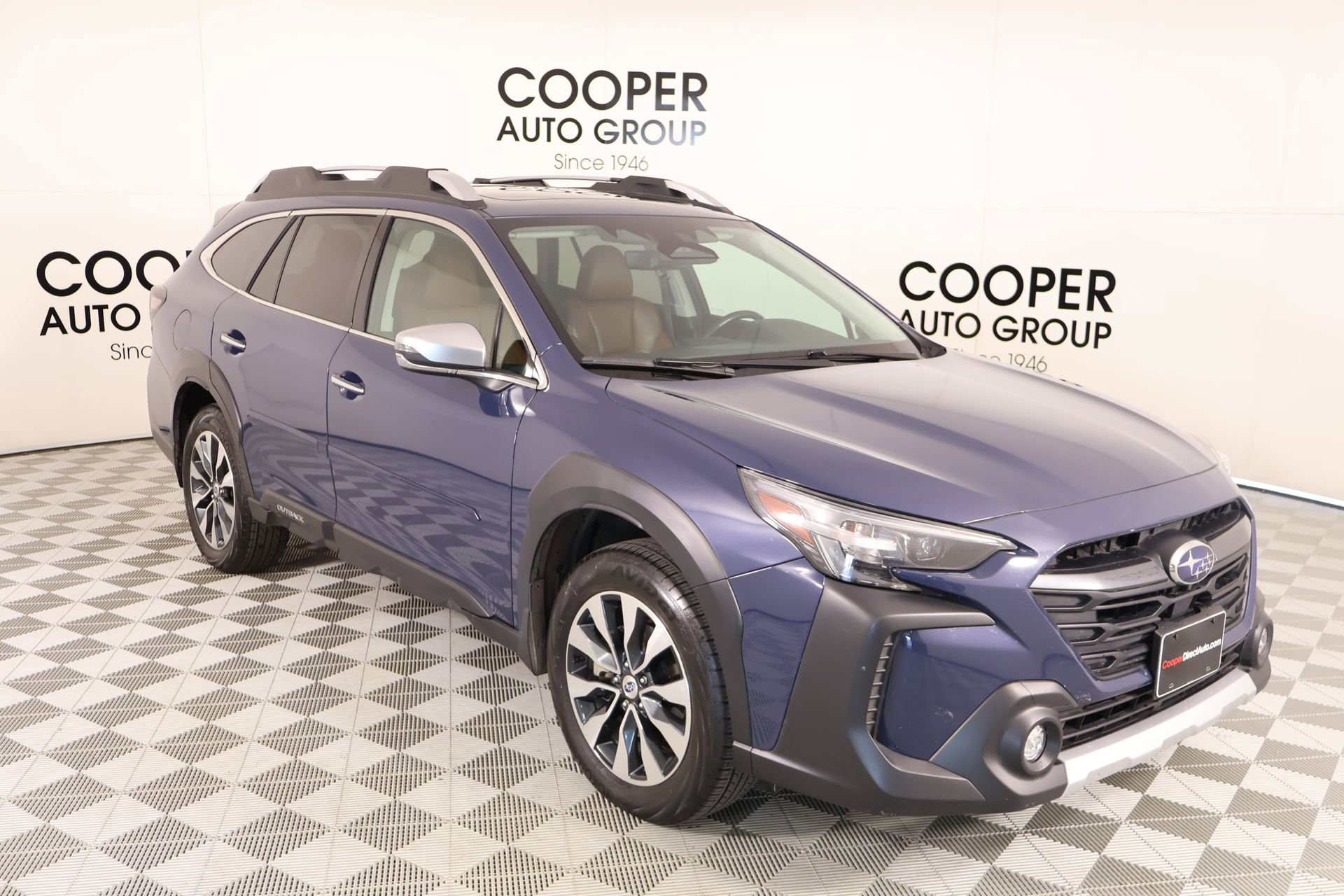 Used 2024 Subaru Outback Touring XT AWD/4WD image 1
