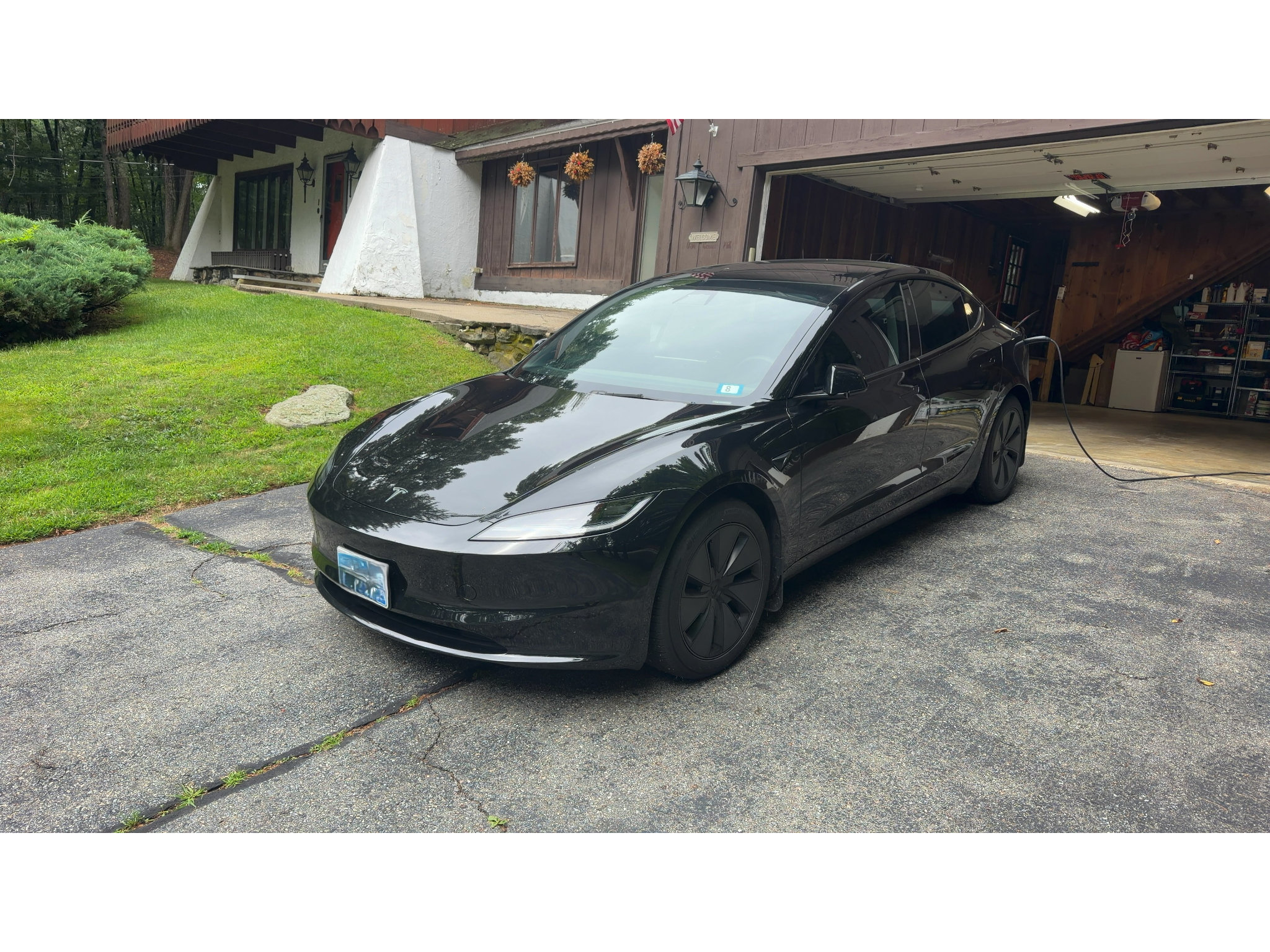 Used 2025 Tesla Model 3 Long Range RWD image 1