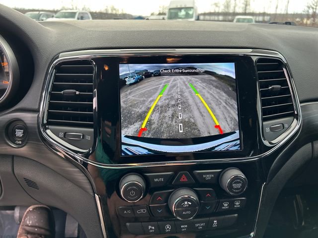 Used 2022 Jeep Grand Cherokee Laredo X image 29