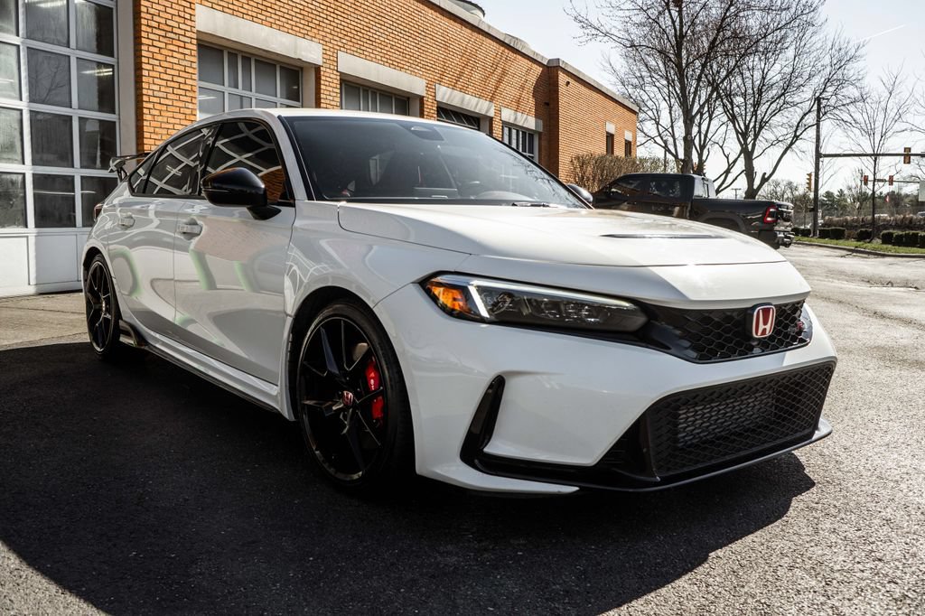 Used 2023 Honda Civic Type R image 5