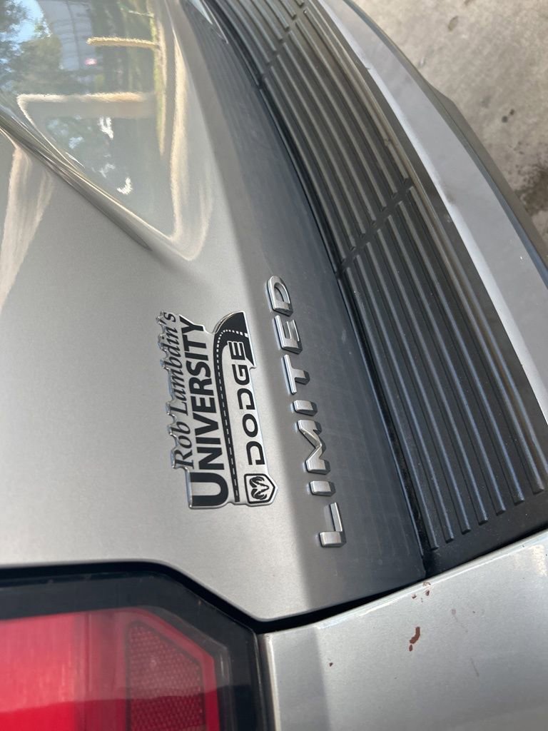 Used 2021 Ford Expedition Max Limited image 17