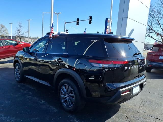 Used 2025 Nissan Pathfinder S w/ Cargo Package image 5
