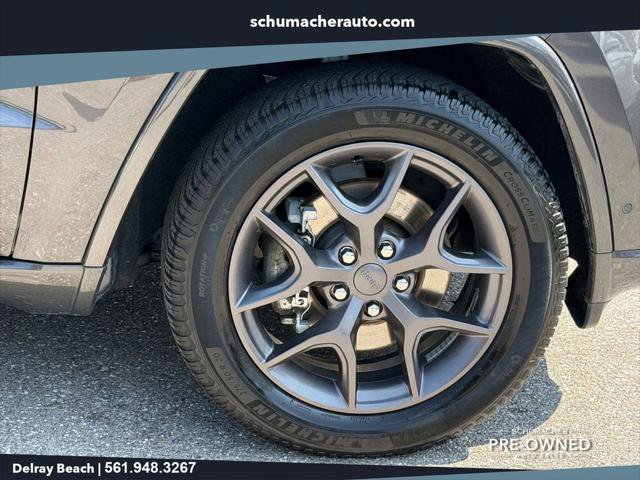 Certified 2021 Jeep Grand Cherokee Limited w/ Quick Order Package 28K 80th AWD/4WD image 9