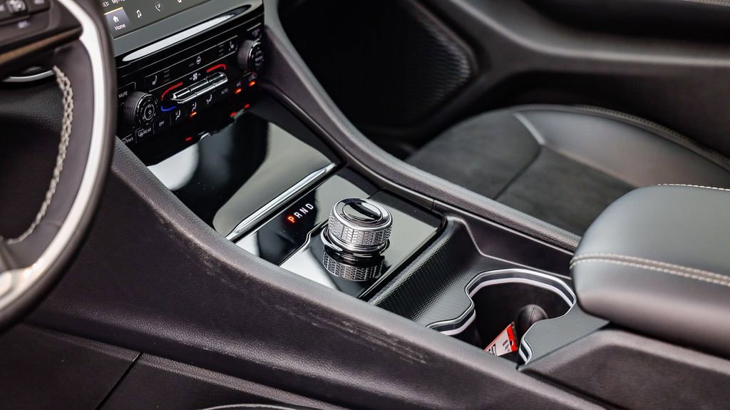 Certified 2025 Jeep Grand Cherokee Altitude image 21