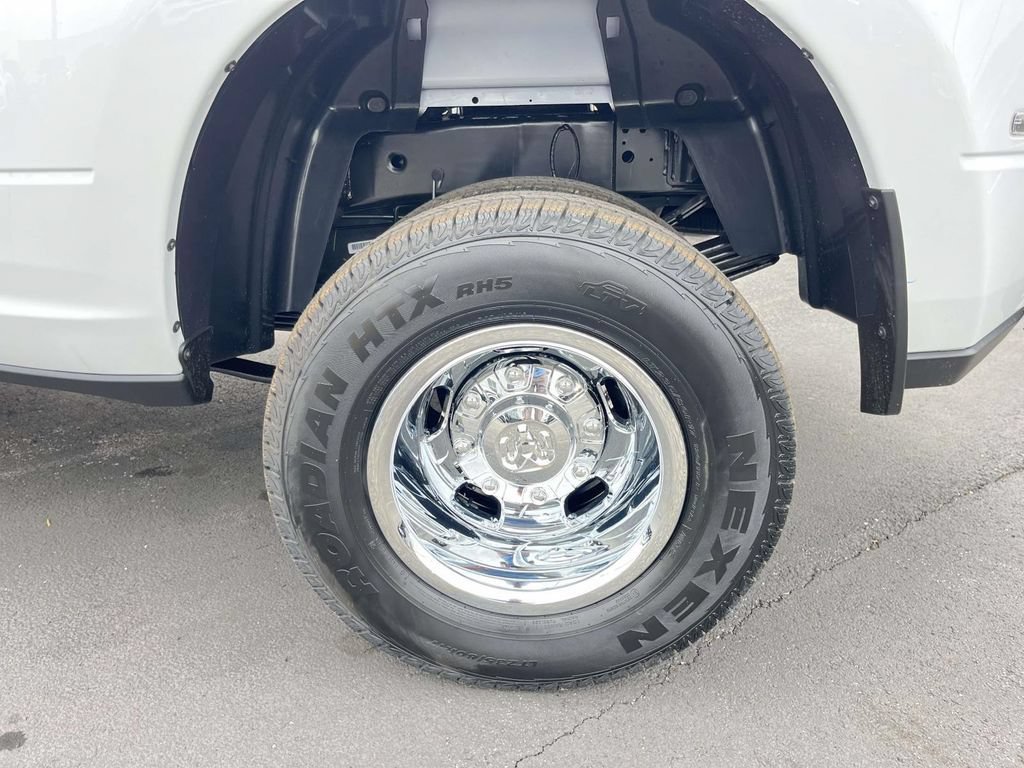 New 2026 RAM 3500 Tradesman AWD/4WD image 10