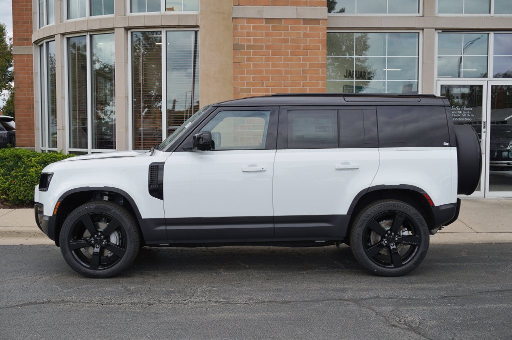 New 2026 Land Rover Defender 110 S AWD/4WD image 2