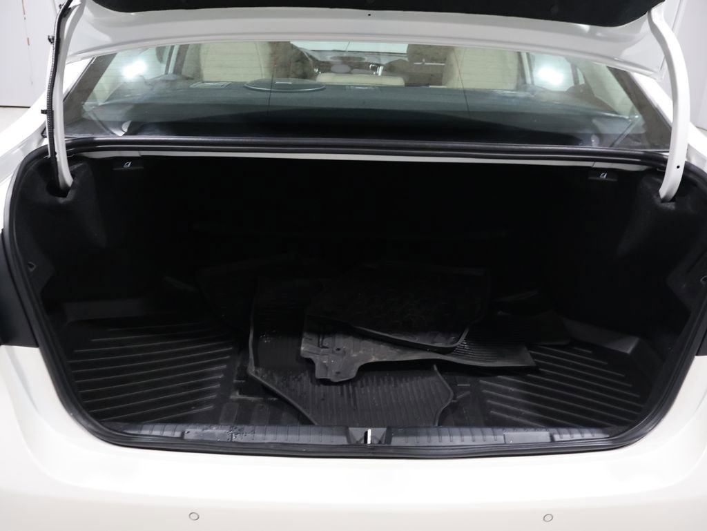 Used 2024 Subaru Legacy Limited image 6