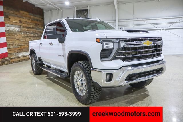 Used 2024 Chevrolet Silverado 2500 LTZ w/ LTZ Convenience Package image 52