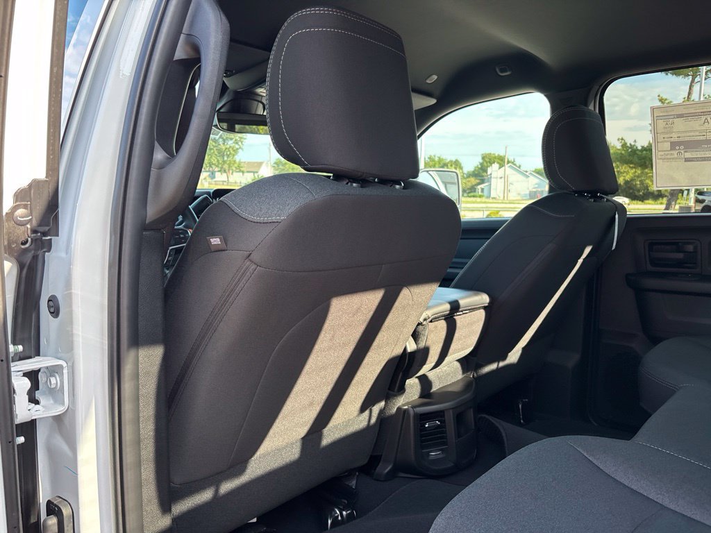 New 2027 RAM 3500 Tradesman AWD/4WD image 17