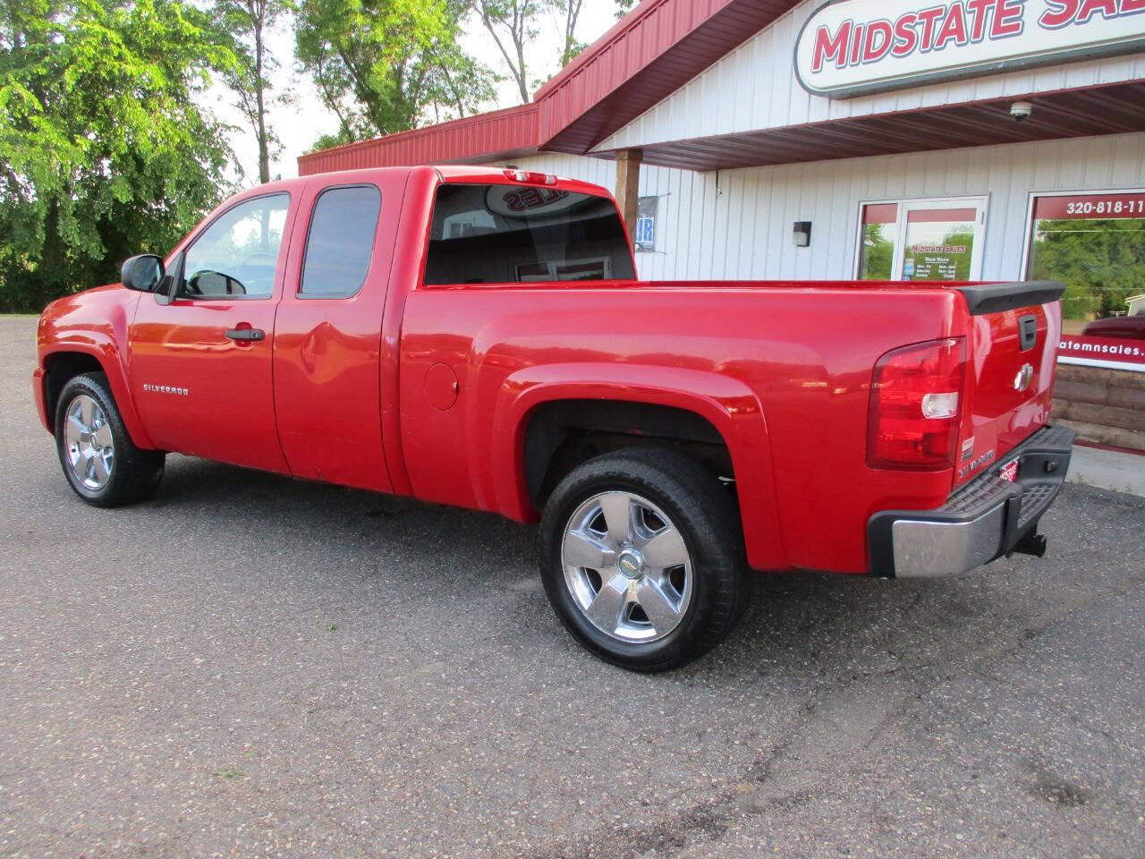 Used 2011 Chevrolet Silverado 1500 LT w/ All-Star Edition AWD/4WD image 5