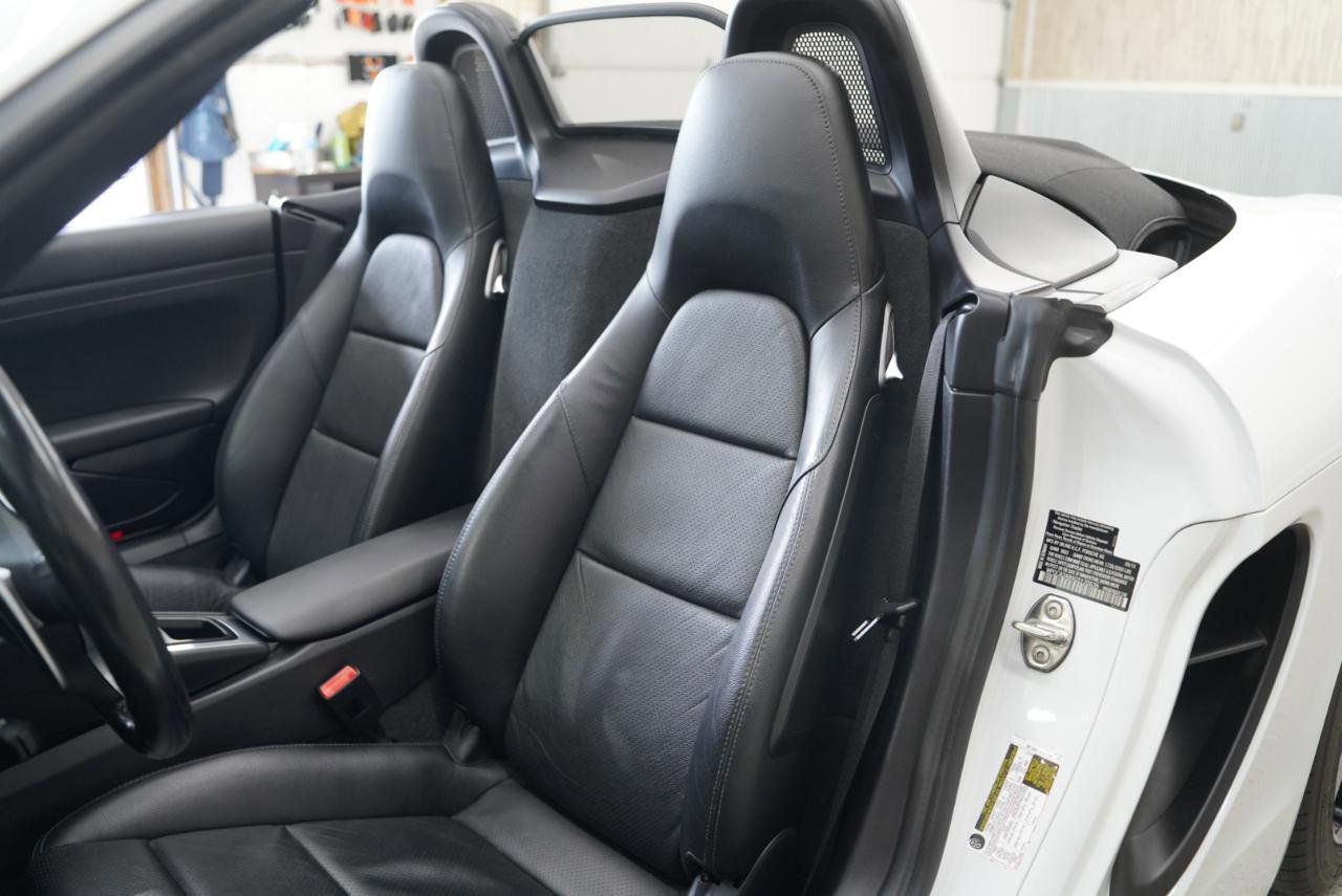 Used 2016 Porsche Boxster RWD image 26