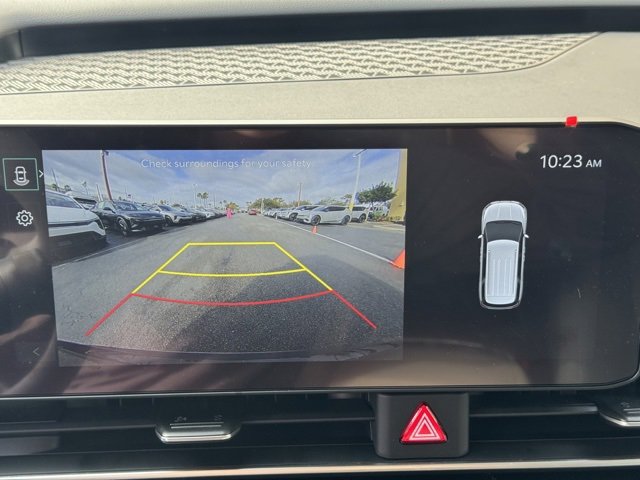 Certified 2025 Kia Carnival LX image 23